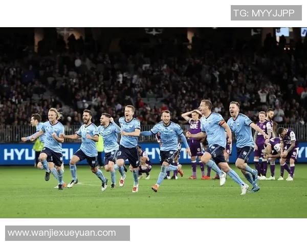 墨尔本城与帕斯的激烈对决谁能在这场比赛中笑到最后